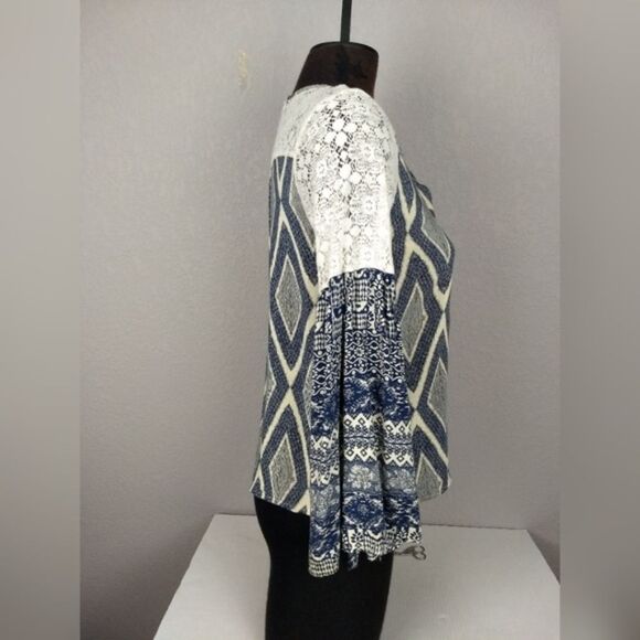 Flying Tomato lace bell sleeve boho top Small - Picture 3 of 10